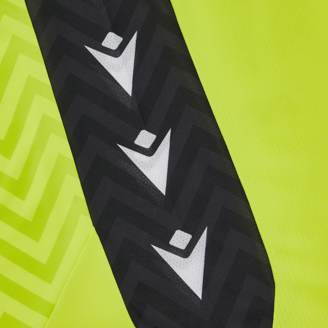 Wrexham AFC 2025/26 Junior Authentic Away Goalkeeper Shirt - Image 5